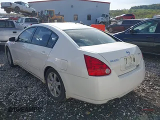 2006 Nissan Maxima 3.5 SL with VIN 1N4BA41E26C854721, listed as a IAAI auction lot 42045513 with 85,703 mi miles. Bid and sale history available at carsss.com. Image 3.