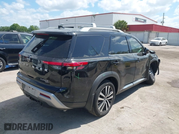 2024 Nissan Pathfinder Platinum z VIN 5N1DR3DJ6RC243508, wystawiony jako IAAI lot #42007758 z przebiegiem 19 729 mil mil oraz . Historia ofert i sprzedaży dostępna na DreamBid. Obrazek 4.