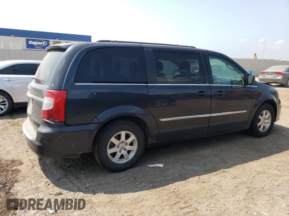 2013 Chrysler Town & Country Touring with VIN 2C4RC1BG4DR656552, listed as a Copart auction lot 64769954 with 223,286 mi miles and Clean Title. Bid and sale history available at DreamBid. Image 3.