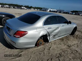 2019 Mercedes-Benz E 300 with VIN WDDZF4JB8KA489019, listed as a Copart auction lot 61550154 with 132,301 mi miles and Non repairable. Bid and sale history available at DreamBid. Image 3.