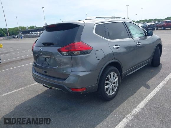 2017 Nissan Rogue SV с VIN KNMAT2MT4HP589164, выставлен на аукционе IAAI как лот 42342400 с пробегом 98 432 миль миль и . История ставок и продаж доступна на DreamBid. Изображение 4.
