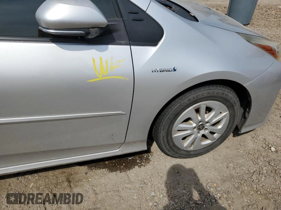 2016 Toyota Prius Two z VIN JTDKBRFU5G3510984, wystawiony jako Copart lot #51510205 z przebiegiem 112 382 mil mil oraz Szkoda całkowita • Salvage title. Historia ofert i sprzedaży dostępna na DreamBid. Obrazek 12.