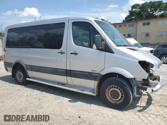 2007 Freightliner Sprinter with VIN WDRPE746975133747, listed as a Copart auction lot 54937244 with Not Provided miles and Salvage Title. Bid and sale history available at DreamBid. Image 4.