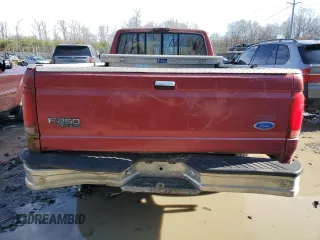 1997 Ford F-250 with VIN 1FTHX26H5VEB38568, listed as a Copart auction lot 44604535 with 302,998 mi miles and Clean Title. Bid and sale history available at carsss.com. Image 6.