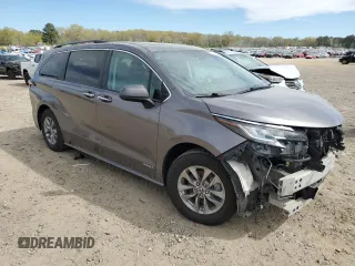 2021 Toyota Sienna XLE z VIN 5TDYRKEC0MS066655, wystawiony jako Copart lot #50241905 z przebiegiem 99 066 mil mil oraz Szkoda całkowita • Salvage title. Historia ofert i sprzedaży dostępna na DreamBid. Obrazek 4.