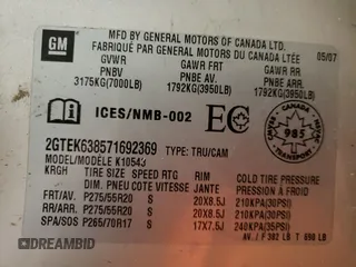 2007 GMC Sierra Denali z VIN 2GTEK638571692369, wystawiony jako Copart lot #46514983 z przebiegiem 261 756 mil mil oraz Szkody całkowita. Historia ofert i sprzedaży dostępna na DreamBid. Obrazek 12.