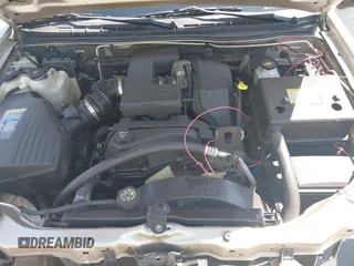 2005 Chevrolet Colorado 1SF LS Z71 with VIN 1GCDS136758134742, listed as a IAAI auction lot 40393796 with 101,475 mi miles and . Bid and sale history available at DreamBid. Image 10.