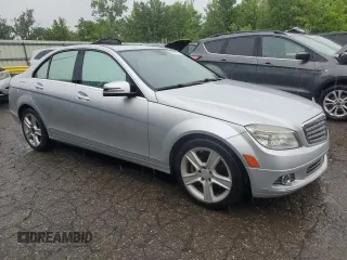 2011 Mercedes-Benz C 300 Sport z VIN WDDGF5EB8BF632917, wystawiony jako Copart lot #64001935 z przebiegiem 230 867 mil mil oraz Czysty tytuł • Clean title. Historia ofert i sprzedaży dostępna na DreamBid. Obrazek 4.