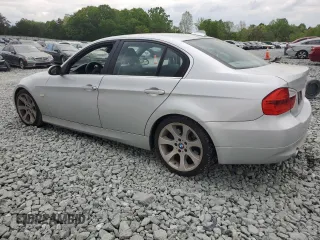 2007 BMW 3 Series 335i z VIN WBAVB73547KY60933, wystawiony jako Copart lot #53497415 z przebiegiem 174 145 mil mil oraz Szkoda całkowita • Salvage title. Historia ofert i sprzedaży dostępna na DreamBid. Obrazek 2.