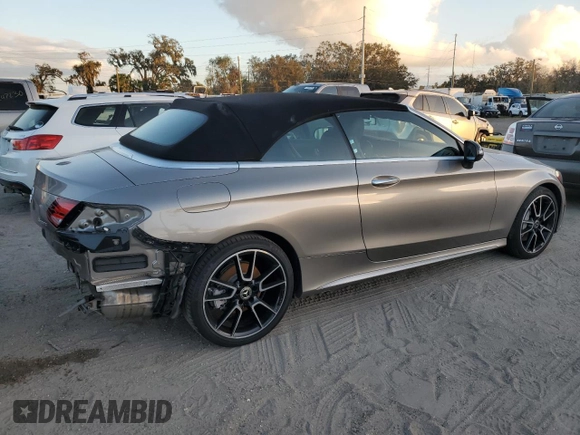 2019 Mercedes-Benz C 300 z VIN WDDWK8EB5KF774456, wystawiony jako Copart lot #75391944 z przebiegiem 27 134 mil mil oraz Szkoda całkowita • Salvage title. Historia ofert i sprzedaży dostępna na DreamBid. Obrazek 3.