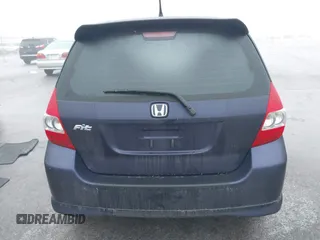 2008 Honda Fit Sport z VIN JHMGD38608S036542, wystawiony jako IAAI lot #41214139 z przebiegiem 135 893 mil mil oraz . Historia ofert i sprzedaży dostępna na DreamBid. Obrazek 15.