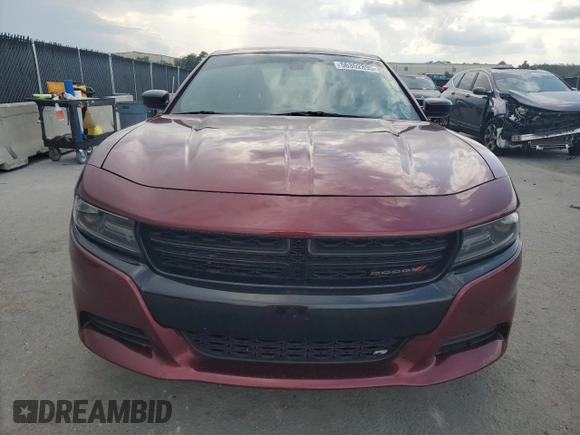 2019 Dodge Charger SXT z VIN 2C3CDXBG8KH554197, wystawiony jako Copart lot #56352895 z przebiegiem 150 491 mil mil oraz Czysty tytuł • Clean title. Historia ofert i sprzedaży dostępna na DreamBid. Obrazek 5.