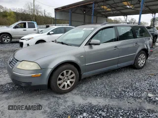 2002 Volkswagen Passat GLS z VIN WVWVD63B82E377059, wystawiony jako Copart lot #49886895 z przebiegiem 181 862 mil mil oraz Szkoda całkowita • Salvage title. Historia ofert i sprzedaży dostępna na DreamBid. Obrazek 1.
