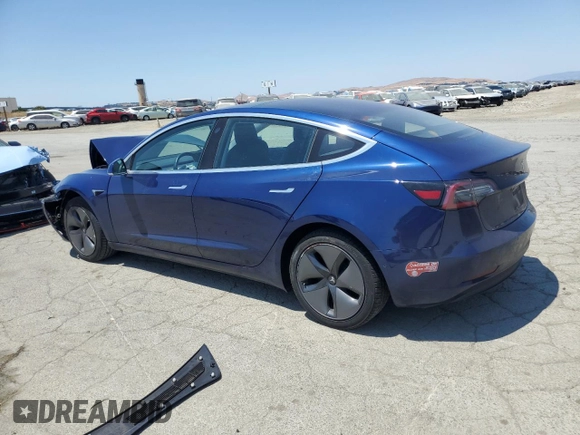 2018 Tesla Model 3 Long Range Battery z VIN 5YJ3E1EA4JF056385, wystawiony jako Copart lot #60174535 z przebiegiem 79 840 mil mil oraz Czysty tytuł • Clean title. Historia ofert i sprzedaży dostępna na DreamBid. Obrazek 2.