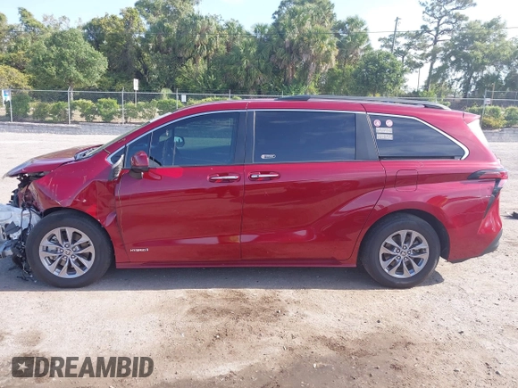 2021 Toyota Sienna XLE z VIN 5TDYRKEC2MS028134, wystawiony jako IAAI lot #42152640 z przebiegiem 107 427 mil mil oraz . Historia ofert i sprzedaży dostępna na DreamBid. Obrazek 14.