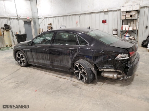 2021 Volkswagen Passat 2.0T R-Line with VIN 1VWMA7A37MC010543, listed as a Copart auction lot 88453995 with 31,692 mi miles and Non Repairable. Bid and sale history available at carsss.com. Image 2.