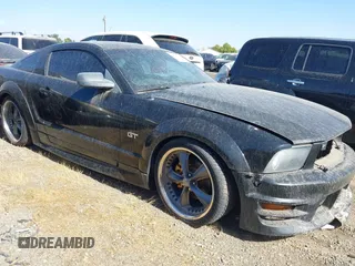 2006 Ford Mustang GT Deluxe with VIN 1ZVFT82H065257638, listed as a IAAI auction lot 40384311 with Not provided miles and . Bid and sale history available at DreamBid. Image 12.
