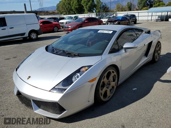 2004 Lamborghini Gallardo z VIN ZHWGU11M94LA01754, wystawiony jako Copart lot #67935984 z przebiegiem 17 188 mil mil oraz Szkody całkowita. Historia ofert i sprzedaży dostępna na DreamBid. Obrazek 1.