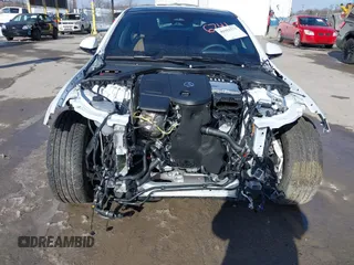 2025 Mercedes-Benz E 350 z VIN W1KLF4HB1SA116741, wystawiony jako IAAI lot #41553271 z przebiegiem 1 025 mil mil oraz . Historia ofert i sprzedaży dostępna na DreamBid. Obrazek 6.