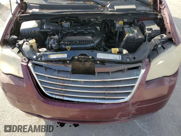 2009 Chrysler Town & Country Touring with VIN 2A8HR54X79R640084, listed as a Copart auction lot 85050984 with 167,072 mi miles and Salvage Title. Bid and sale history available at DreamBid. Image 12.
