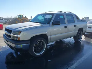 2004 Chevrolet Avalanche Z66 with VIN 3GNEC12TX4G258125, listed as a IAAI auction lot 40665236 with 219,016 mi miles and . Bid and sale history available at DreamBid. Image 17.
