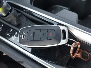 2024 Nissan Sentra SV z VIN 3N1AB8CV5RY272294, wystawiony jako IAAI lot #42353896 z przebiegiem 10 524 mil mil oraz . Historia ofert i sprzedaży dostępna na DreamBid. Obrazek 11.