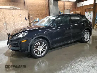 2022 Porsche Cayenne z VIN WP1AA2AY9NDA02233, wystawiony jako Copart lot #49601865 z przebiegiem 35 214 mil mil oraz Szkoda całkowita • Salvage title. Historia ofert i sprzedaży dostępna na DreamBid. Obrazek 1.