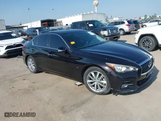 2015 Infiniti Q50 Premium with VIN JN1BV7AP1FM342558, listed as a IAAI auction lot 41975803 with 140,603 mi miles. Bid and sale history available at carsss.com. Image 1.