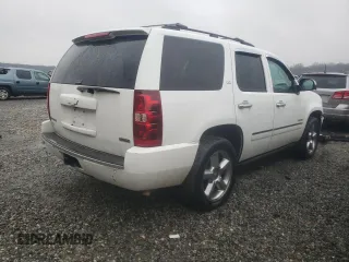 2012 Chevrolet Tahoe LTZ z VIN 1GNSCCE01CR111691, wystawiony jako Copart lot #42318045 z przebiegiem 192 622 mil mil oraz Szkoda całkowita • Salvage title. Historia ofert i sprzedaży dostępna na DreamBid. Obrazek 3.
