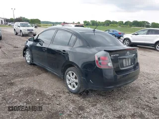 2012 Nissan Sentra 2.0 z VIN 3N1AB6AP0CL646873, wystawiony jako IAAI lot #42375751 z przebiegiem 142 415 mil mil oraz . Historia ofert i sprzedaży dostępna na DreamBid. Obrazek 3.