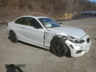 2020 BMW 2 Series M240i xDrive with VIN WBA2J7C02L7E06027, listed as a Copart auction lot 47505195 with 34,965 mi miles and Salvage Title. Bid and sale history available at carsss.com. Image 4.