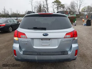 2014 Subaru Outback 2.5i Premium with VIN 4S4BRBCC8E3243525, listed as a IAAI auction lot 41997680 with 137,492 mi miles. Bid and sale history available at carsss.com. Image 16.