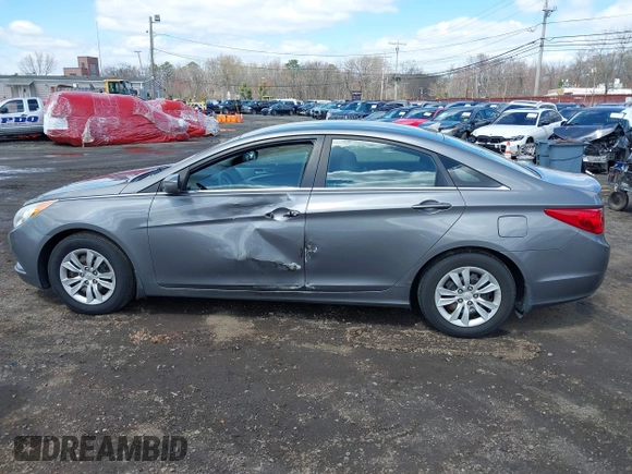 2011 Hyundai Sonata GLS with VIN 5NPEB4AC0BH190615, listed as a IAAI auction lot 41974778 with 197,082 mi miles and . Bid and sale history available at carsss.com. Image 14.