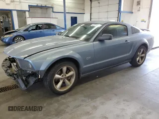 2006 Ford Mustang GT Deluxe with VIN 1ZVFT82H465170230, listed as a Copart auction lot 62721065 with 41,977 mi miles and Salvage title. Bid and sale history available at DreamBid. Image 1.