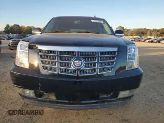 2011 Cadillac Escalade ESV Luxury z VIN 1GYS4HEF4BR132003, wystawiony jako Copart lot #81936304 z przebiegiem Nie podano mil oraz Szkoda całkowita • Salvage title. Historia ofert i sprzedaży dostępna na DreamBid. Obrazek 5.
