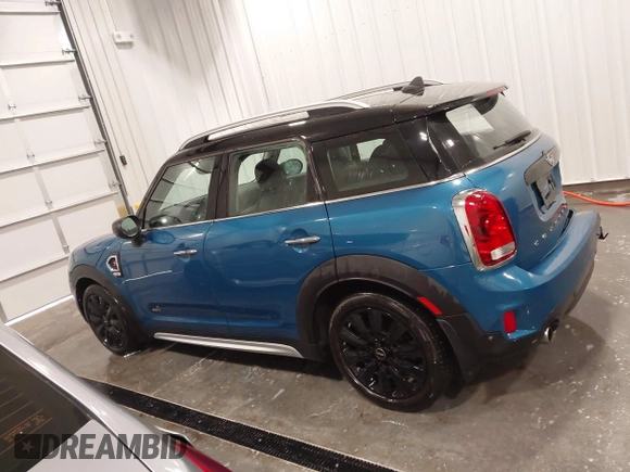 2020 MINI Countryman Cooper S with VIN WMZYX1C01L3L57027, listed as a IAAI auction lot 41270859 with 38,150 mi miles and . Bid and sale history available at DreamBid. Image 15.