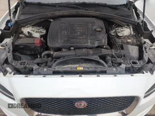 2019 Jaguar F-Pace 25t z VIN SADCS2FX0KA602177, wystawiony jako Copart lot #54498345 z przebiegiem 91 122 mil mil oraz Szkody całkowita. Historia ofert i sprzedaży dostępna na DreamBid. Obrazek 12.