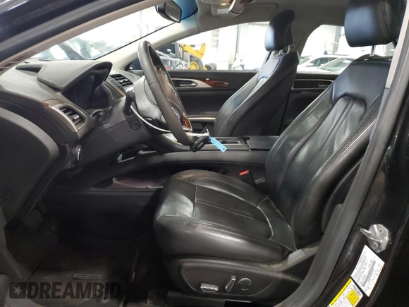 2014 Lincoln MKZ z VIN 3LN6L2JKXER819971, wystawiony jako Copart lot #49979115 z przebiegiem 132 602 mil mil oraz Szkoda całkowita • Salvage title. Historia ofert i sprzedaży dostępna na DreamBid. Obrazek 7.