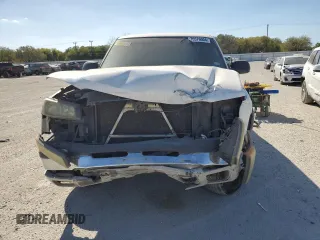 2003 Chevrolet Avalanche with VIN 3GNEK13T93G298292, listed as a Copart auction lot 76576004 with Not Provided miles and Salvage Title. Bid and sale history available at DreamBid. Image 5.