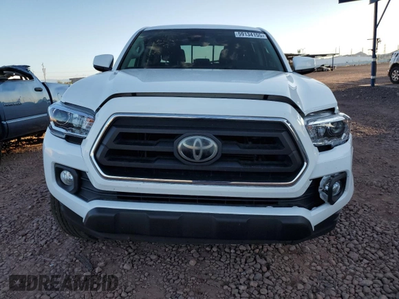 2020 Toyota Tacoma SR5 z VIN 3TMAZ5CN2LM115831, wystawiony jako Copart lot #59134155 z przebiegiem 116 532 mil mil oraz Szkoda całkowita • Salvage title. Historia ofert i sprzedaży dostępna na DreamBid. Obrazek 5.