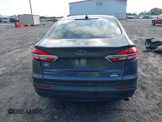 2020 Ford Fusion SE с VIN 3FA6P0HD0LR247946, выставлен на аукционе IAAI как лот 42299189 с пробегом 115 302 миль миль и . История ставок и продаж доступна на DreamBid. Изображение 17.