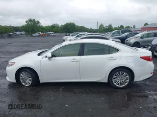 2013 Lexus ES 250 с VIN JTHBK1GG3D2014947, выставлен на аукционе IAAI как лот 42255725 с пробегом 101 370 миль миль и . История ставок и продаж доступна на DreamBid. Изображение 14.
