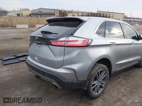 2021 Ford Edge Titanium z VIN 2FMPK4K94MBA32297, wystawiony jako IAAI lot #41834740 z przebiegiem 45 908 mil mil oraz . Historia ofert i sprzedaży dostępna na DreamBid. Obrazek 4.