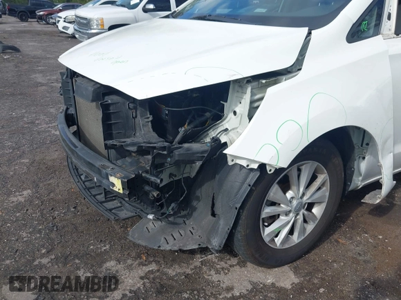 2016 Kia Sedona LX with VIN KNDMB5C19G6084405, listed as a IAAI auction lot 41211452 with 88,783 mi miles. Bid and sale history available at carsss.com. Image 6.