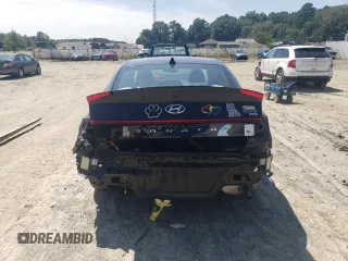 2020 Hyundai Sonata Hybrid Blue with VIN KMHL24JJ2LA011582, listed as a Copart auction lot 68373164 with 46,629 mi miles and Salvage Title. Bid and sale history available at carsss.com. Image 6.