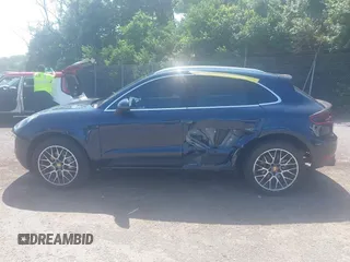 2018 Porsche Macan S with VIN WP1AB2A50JLB31206, listed as a IAAI auction lot 42539442 with 52,941 mi miles and . Bid and sale history available at DreamBid. Image 15.