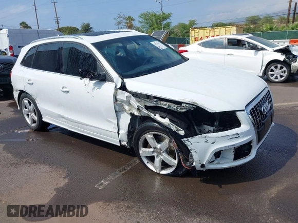 2012 Audi Q5 3.2L Premium Plus with VIN WA1DKAFP5CA033381, listed as a IAAI auction lot 41571823 with 84,251 mi miles. Bid and sale history available at carsss.com. Image 1.