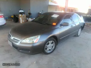 2007 Honda Accord Sdn EX-L with VIN 1HGCM56837A089127, listed as a IAAI auction lot 37938392 with 205,284 mi miles. Bid and sale history available at carsss.com. Image 17.