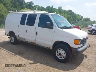 2004 Ford Econoline Cargo с VIN 1FTNE24W74HA44683, выставлен на аукционе IAAI как лот 42800594 с пробегом 207 621 миль миль и . История ставок и продаж доступна на DreamBid. Изображение 1.