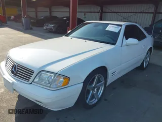 2000 Mercedes-Benz SL 500 z VIN WDBFA68F4YF192999, wystawiony jako IAAI lot #42455495 z przebiegiem 158 067 mil mil oraz . Historia ofert i sprzedaży dostępna na DreamBid. Obrazek 2.